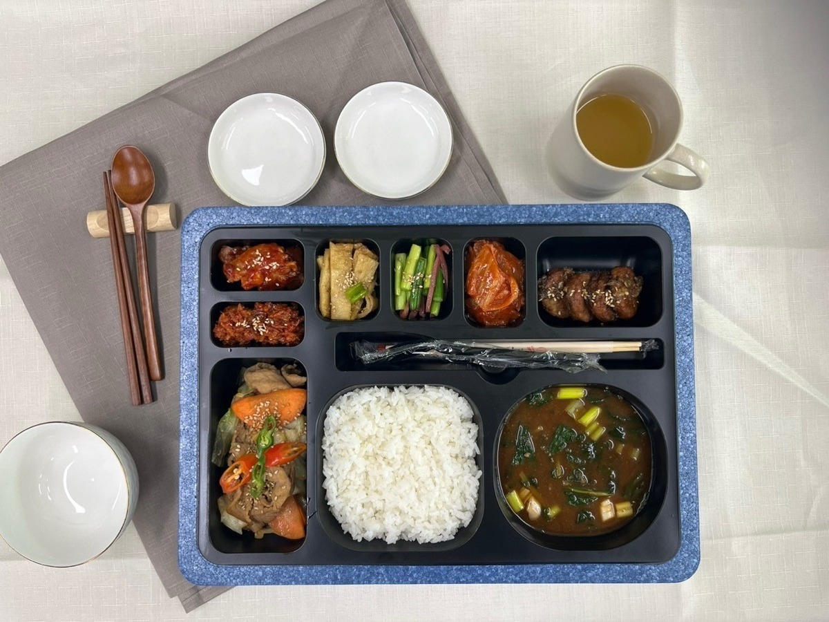 밥엔푸드 간장제육 도시락